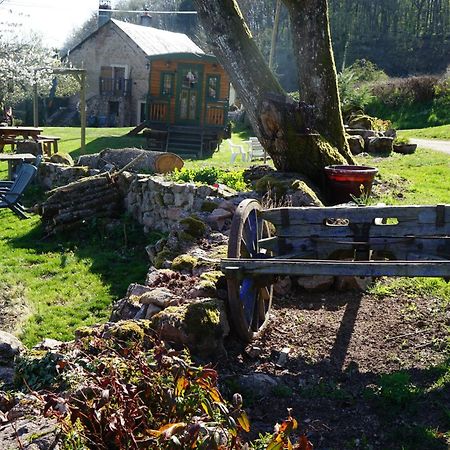 Roulotte Maisonthiers Blanot  Exteriér fotografie