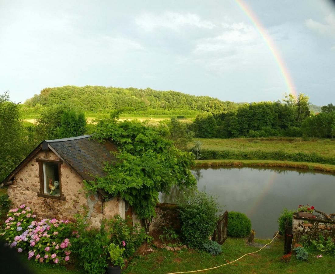 Roulotte Maisonthiers Blanot  Exteriér fotografie