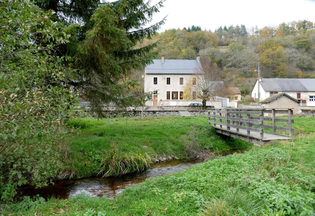 Roulotte Maisonthiers Blanot  Exteriér fotografie
