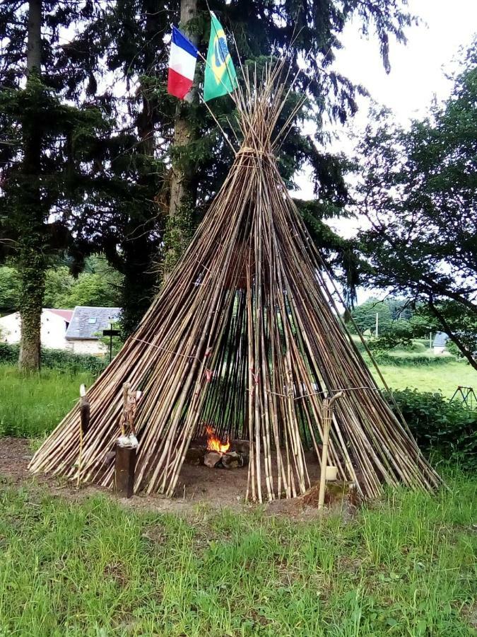 Roulotte Maisonthiers Blanot  Exteriér fotografie